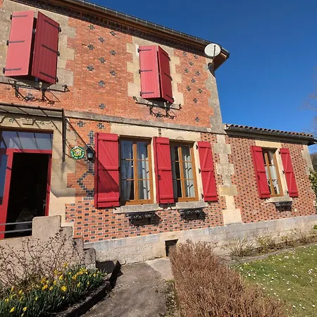 Confortable Dans L'ancien Presbytere De Futeau, 3 Chambres, Jardin, Wifi, Entre Verdun Et Chalons - Fr-1-585-13 度假居 *